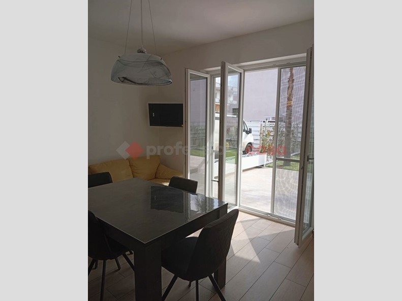 Monolocale in Affitto a Sarno, 680&euro;, 40 m²