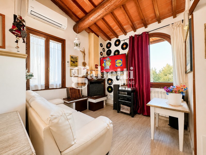 Trilocale in Vendita a Campi Bisenzio, 195'000&euro;, 50 m²