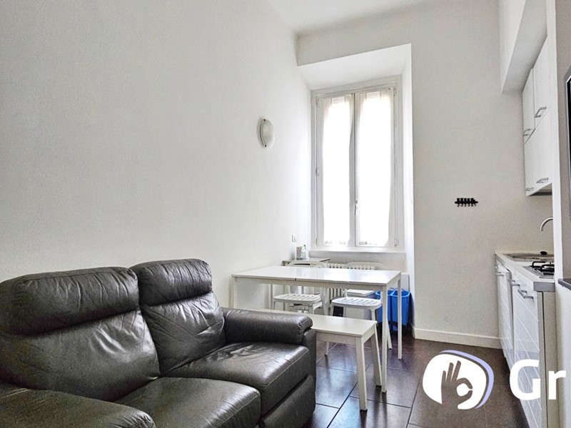 Trilocale in Affitto a Milano, 1'200&euro;, 70 m², arredato