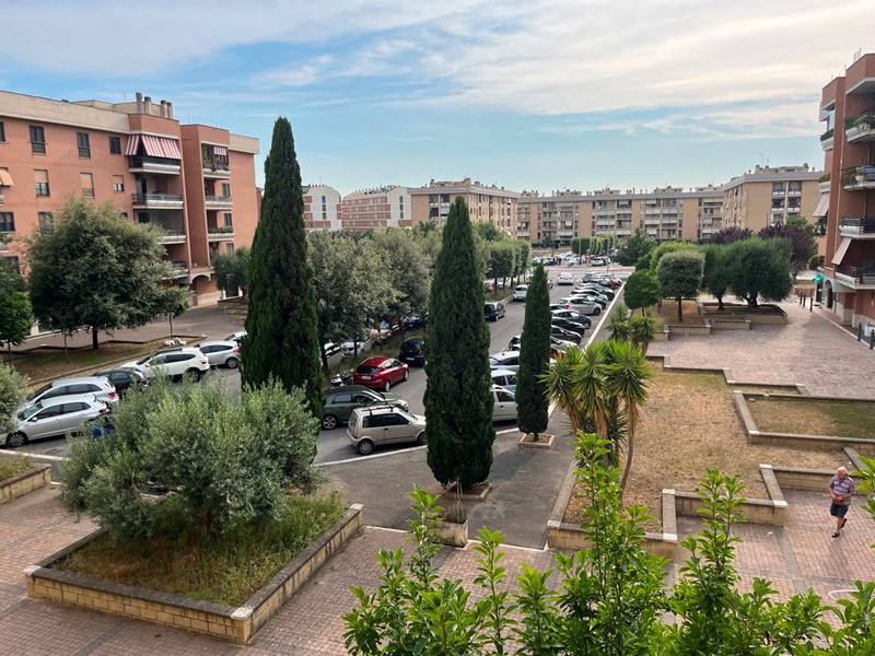 Trilocale in Affitto a Roma, 1'000&euro;, 80 m²