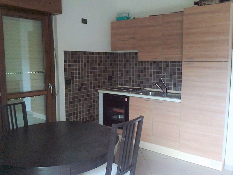 Trilocale in Affitto a Avezzano, 500&euro;, 90 m², arredato