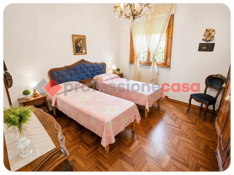 Trilocale in Affitto a Livorno, 1'200&euro;, 109 m², arredato