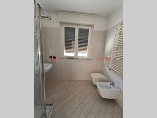 Trilocale in Vendita a San Vittore Olona, 220'000&euro;, 90 m², con Box