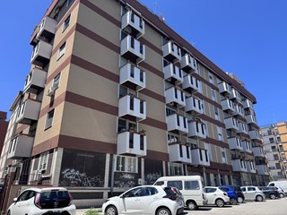 Trilocale in Vendita a Bari, 200'000&euro;, 85 m²