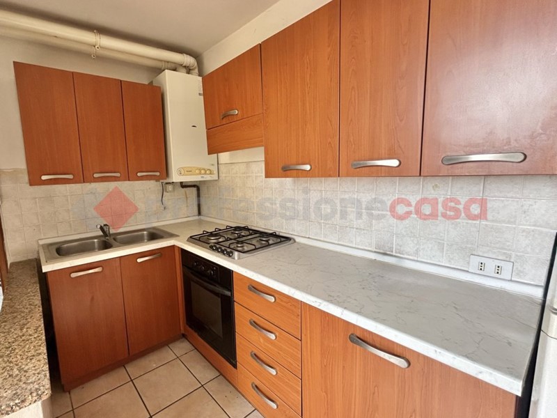 Bilocale in Vendita a Arona, 120'000&euro;, 87 m²