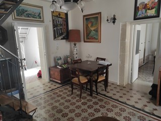 Appartamento in Vendita a Siracusa, zona ORTIGIA - UMBERTO, 355'000&euro;, 150 m²