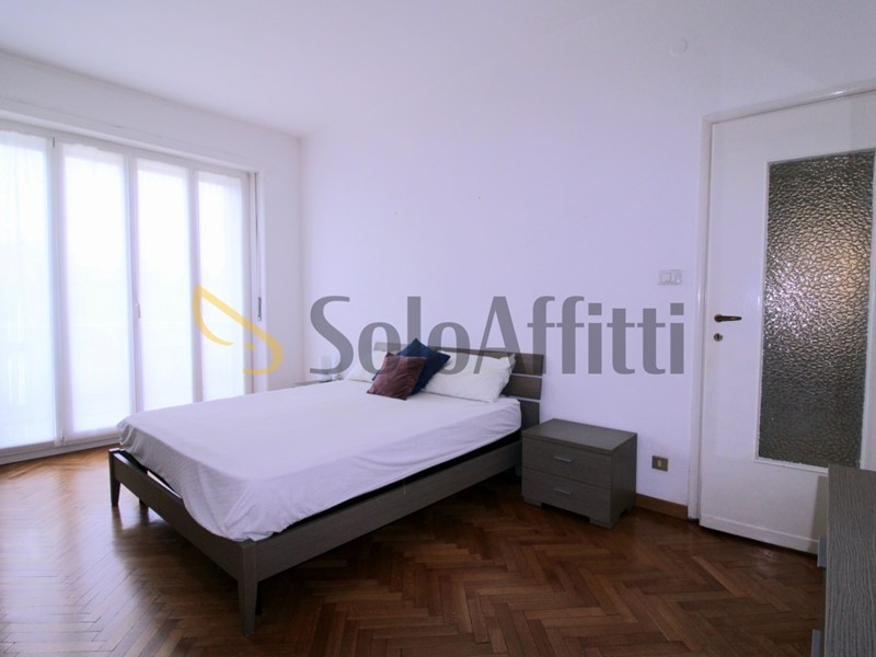 Bilocale in Affitto a Milano, zona Loreto - Monza, 1'200&euro;, 71 m², arredato