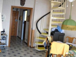Appartamento in Vendita a Ventimiglia, zona Mortola Superiore, 229'425&euro;, 124 m²