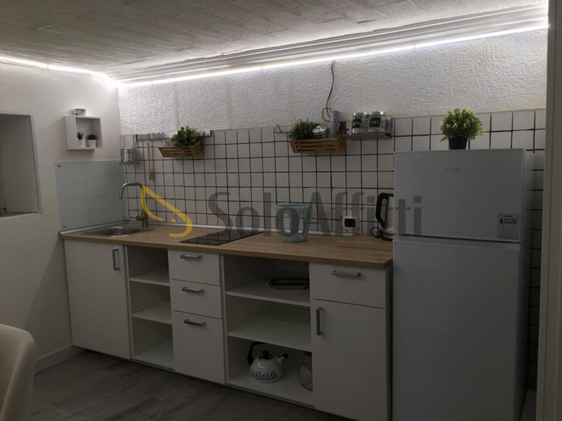 Monolocale in Affitto a Frosinone, 350&euro;, 60 m²