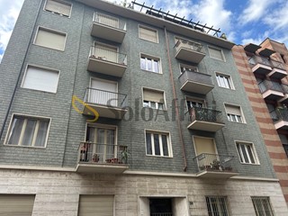 Quadrilocale in Affitto a Torino, zona Cit Turin, 1'200&euro;, 100 m², arredato