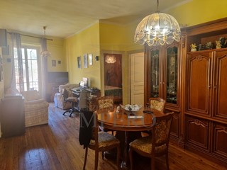 Quadrilocale in Vendita a Ventimiglia, zona Borgo, 140'000&euro;, 100 m²