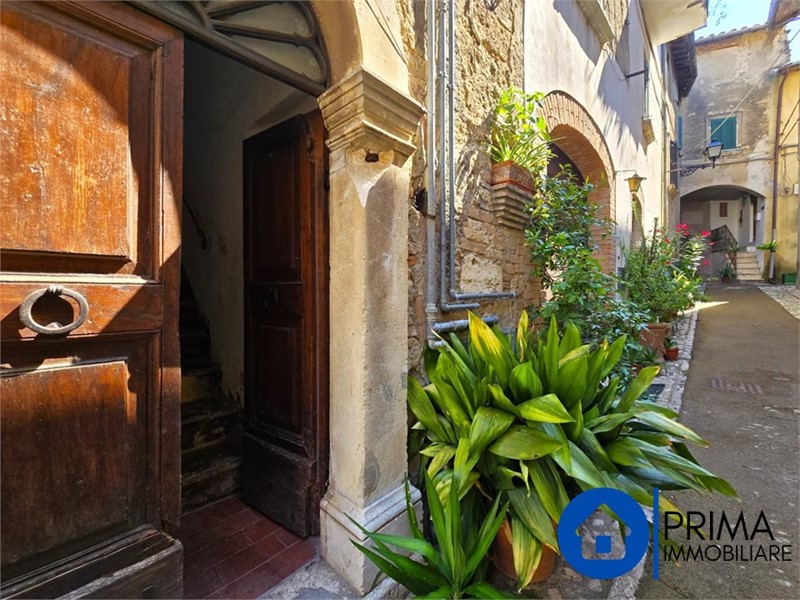 Trilocale in Vendita a Terni, 38'000&euro;, 63 m²