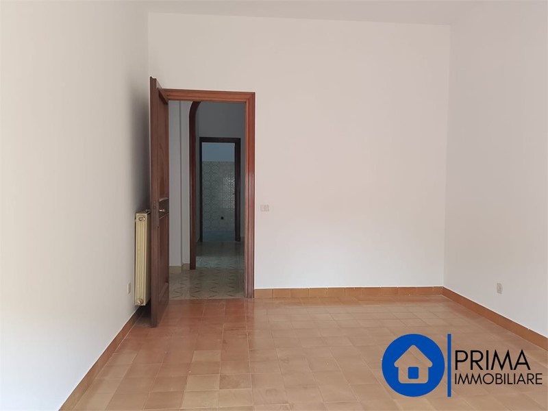 Appartamento in Affitto a Terni, 500&euro;, 116 m²