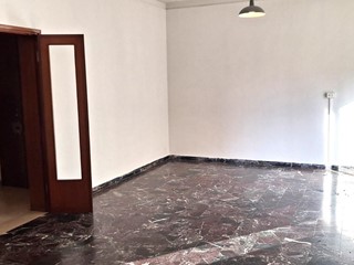 Appartamento in Vendita a Livorno, 280'000&euro;, 132 m², con Box
