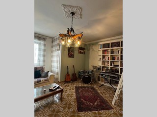 Appartamento in Vendita a Bagheria, 80'000&euro;, 130 m²