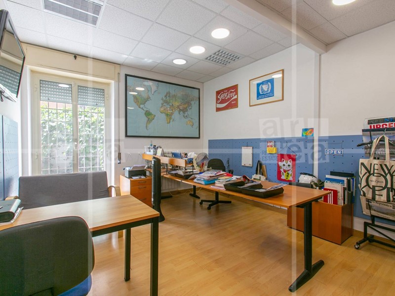 Trilocale in Vendita a Roma, 350'000&euro;, 106 m²