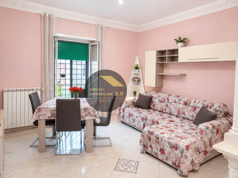 Trilocale in Vendita a Roma, 185'000&euro;, 105 m²