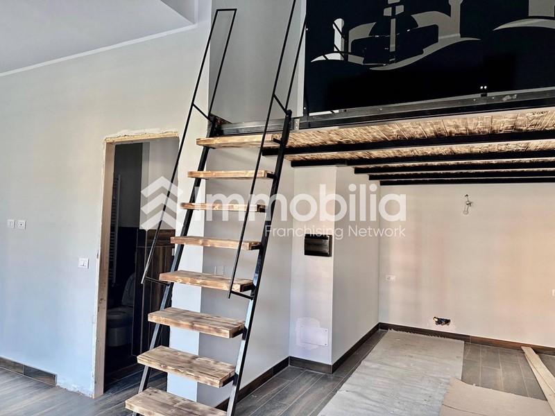 Bilocale in Vendita a Torino, 129'000&euro;, 70 m²