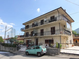 Quadrilocale in Vendita a Marano Marchesato, 69'000&euro;, 93 m²