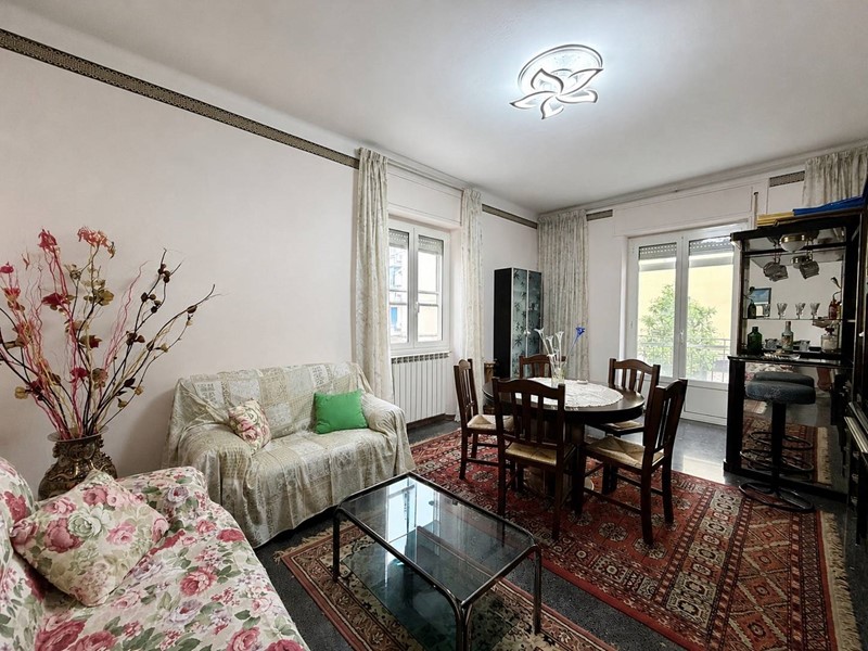 Appartamento in Vendita a Albenga, 219'000&euro;, 91 m²