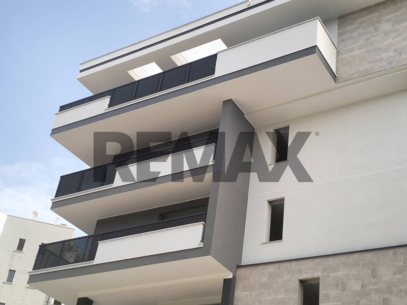 Trilocale in Vendita a Gallarate, 215'000&euro;, 67 m²