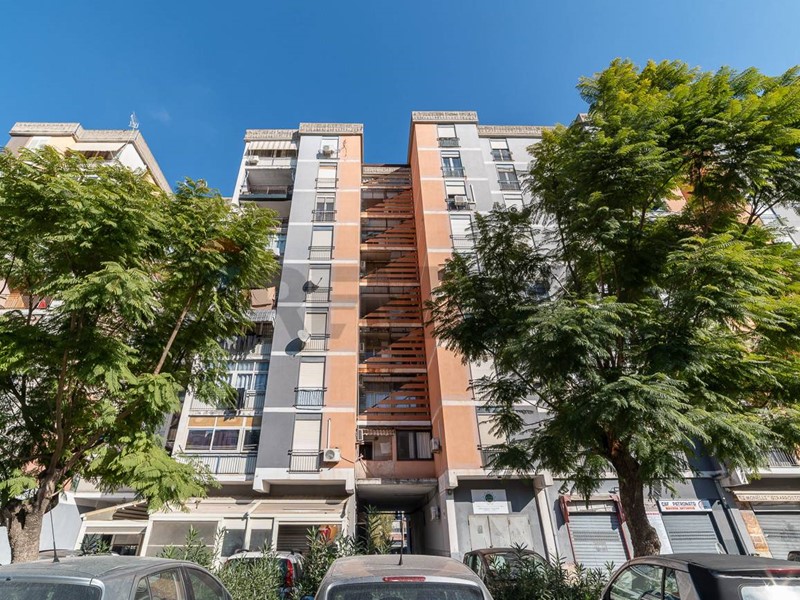 Appartamento in Vendita a Catania, 29'000&euro;, 113 m²