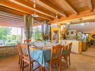 Appartamento in Vendita a Monteleone di Puglia, 595'000&euro;, 321 m²