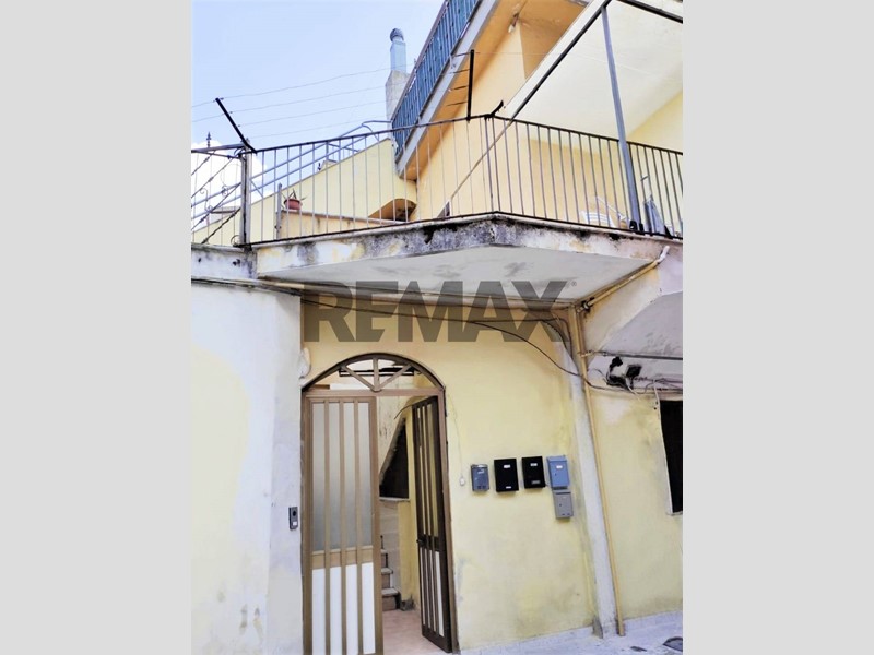 Bilocale in Vendita a Sant'Anastasia, 75'000&euro;, 70 m²