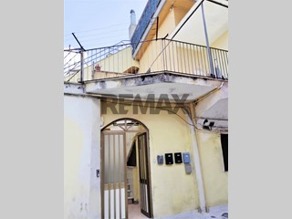 Bilocale in Vendita a Sant'Anastasia, 75'000&euro;, 70 m²