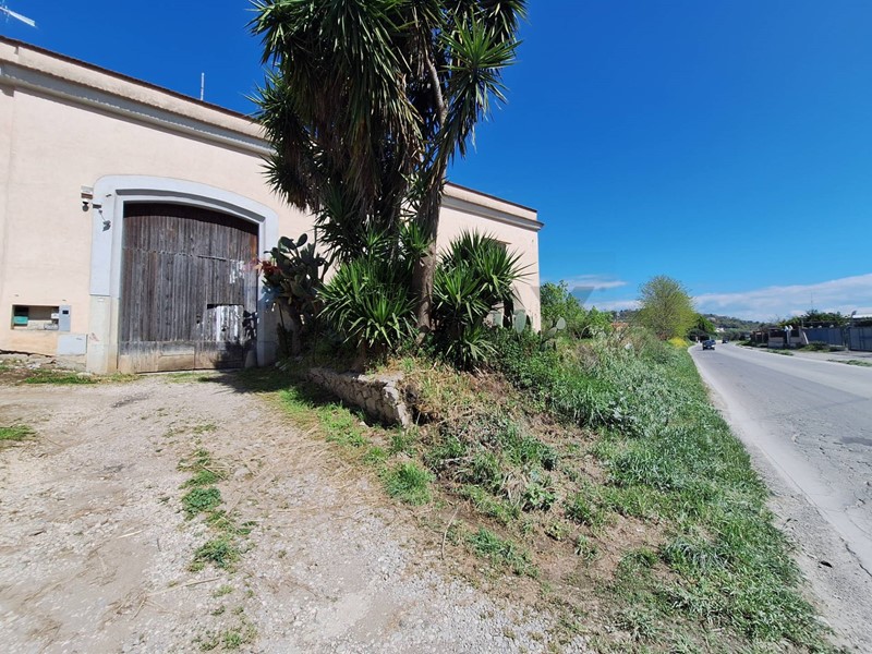 Trilocale in Vendita a Capua, 50'000&euro;, 80 m²