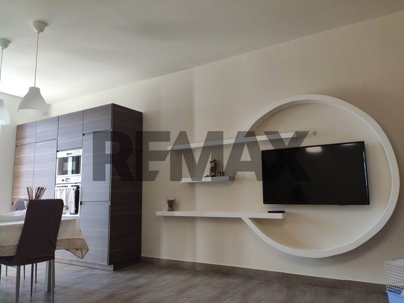 Quadrilocale in Vendita a Paternò, 85'000&euro;, 96 m²
