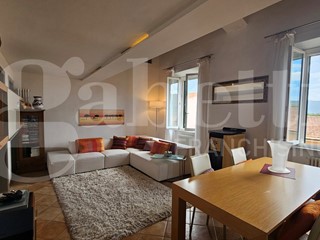 Appartamento in Vendita a Portoferraio, 390'000&euro;, 140 m², arredato