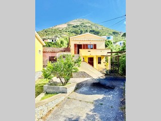 Appartamento in Vendita a Marciana, 600'000&euro;, 220 m², arredato