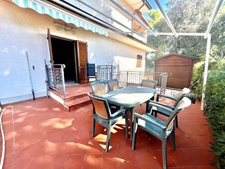 Appartamento in Vendita a Capoliveri, 270'000&euro;, 90 m², arredato