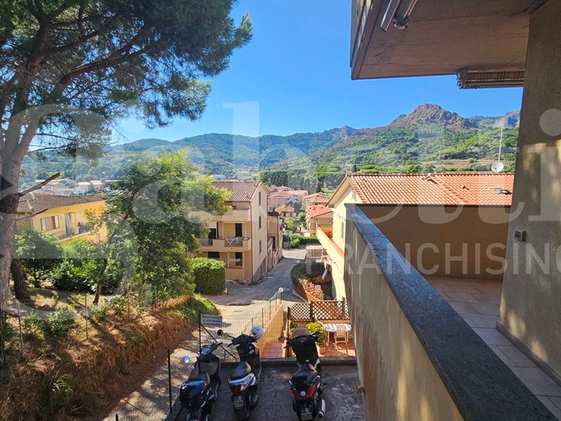 Trilocale in Vendita a Porto Azzurro, 245'000&euro;, 56 m², arredato, con Box