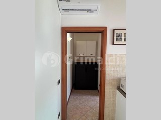Monolocale in Vendita a Abbiategrasso, 125'000&euro;, 40 m², arredato