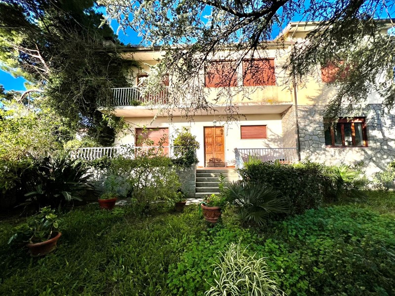 Appartamento in Vendita a Portoferraio, 790'000&euro;, 400 m², arredato