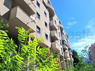 Quadrilocale in Vendita a Trieste, 283'000&euro;, 114 m², con Box