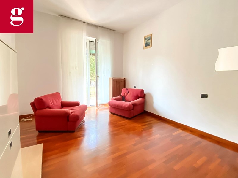 Bilocale in Vendita a Milano, 345'000&euro;, 70 m², arredato