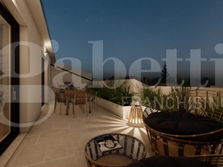 Attico in Vendita a Bologna, 445'000&euro;, 100 m²
