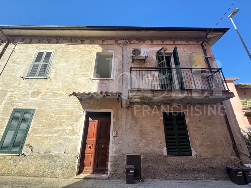 Appartamento in Vendita a Orte, 53'000&euro;, 56 m², arredato