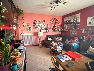 Appartamento in Vendita a Collecchio, zona Madregolo, 185'000&euro;, 110 m², con Box