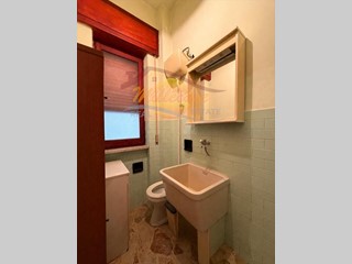 Appartamento in Vendita a Siracusa, zona Adda -Gelone - Borgata, 148'000&euro;, 180 m²
