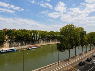 Appartamento in Affitto a Roma, 9'500&euro;, 170 m²