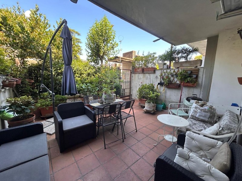 Appartamento in Vendita a Guidonia Montecelio, zona Collefiorito, 230'000&euro;, 165 m²
