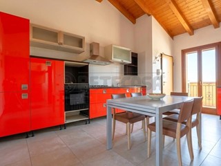 Appartamento in Vendita a Vicenza, 153'000&euro;, 90 m², arredato, con Box