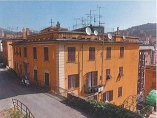 Appartamento in Vendita a Genova, 59'004&euro;, 115 m²