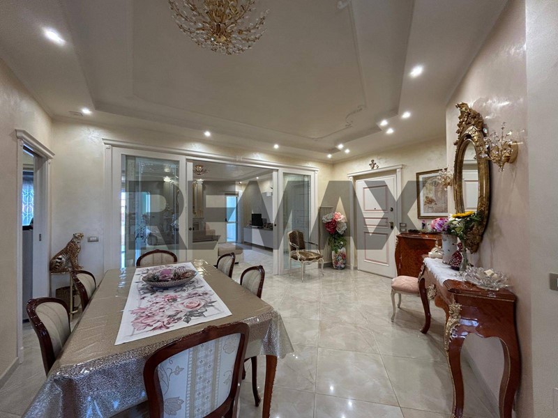 Appartamento in Vendita a Vieste, 329'000&euro;, 135 m²