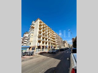Quadrilocale in Vendita a Palermo, 245'000&euro;, 123 m²