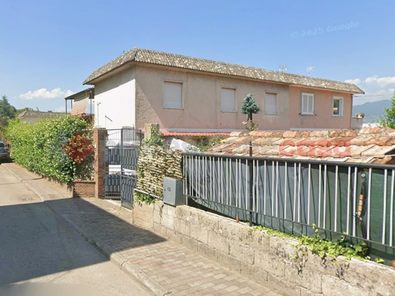 Quadrilocale in Vendita a Cassino, 130'000&euro;, 100 m²